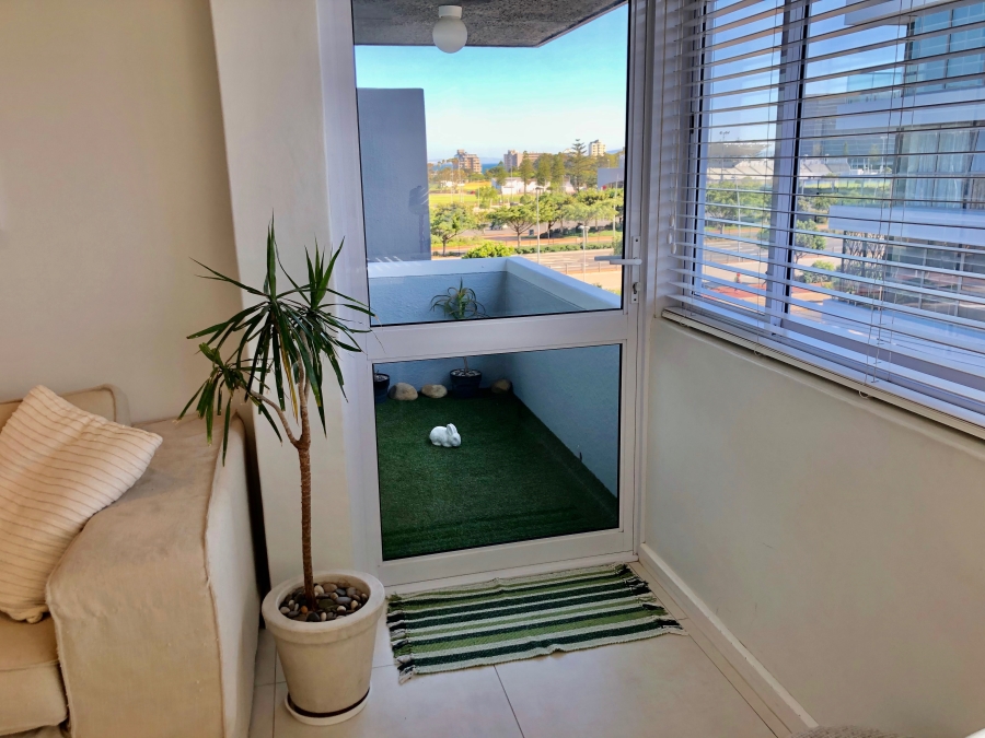 1 Bedroom Property for Sale in Green Point Western Cape
